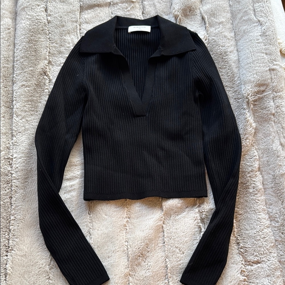 Aritzia Black Ribbed Long Sleeve V Neck